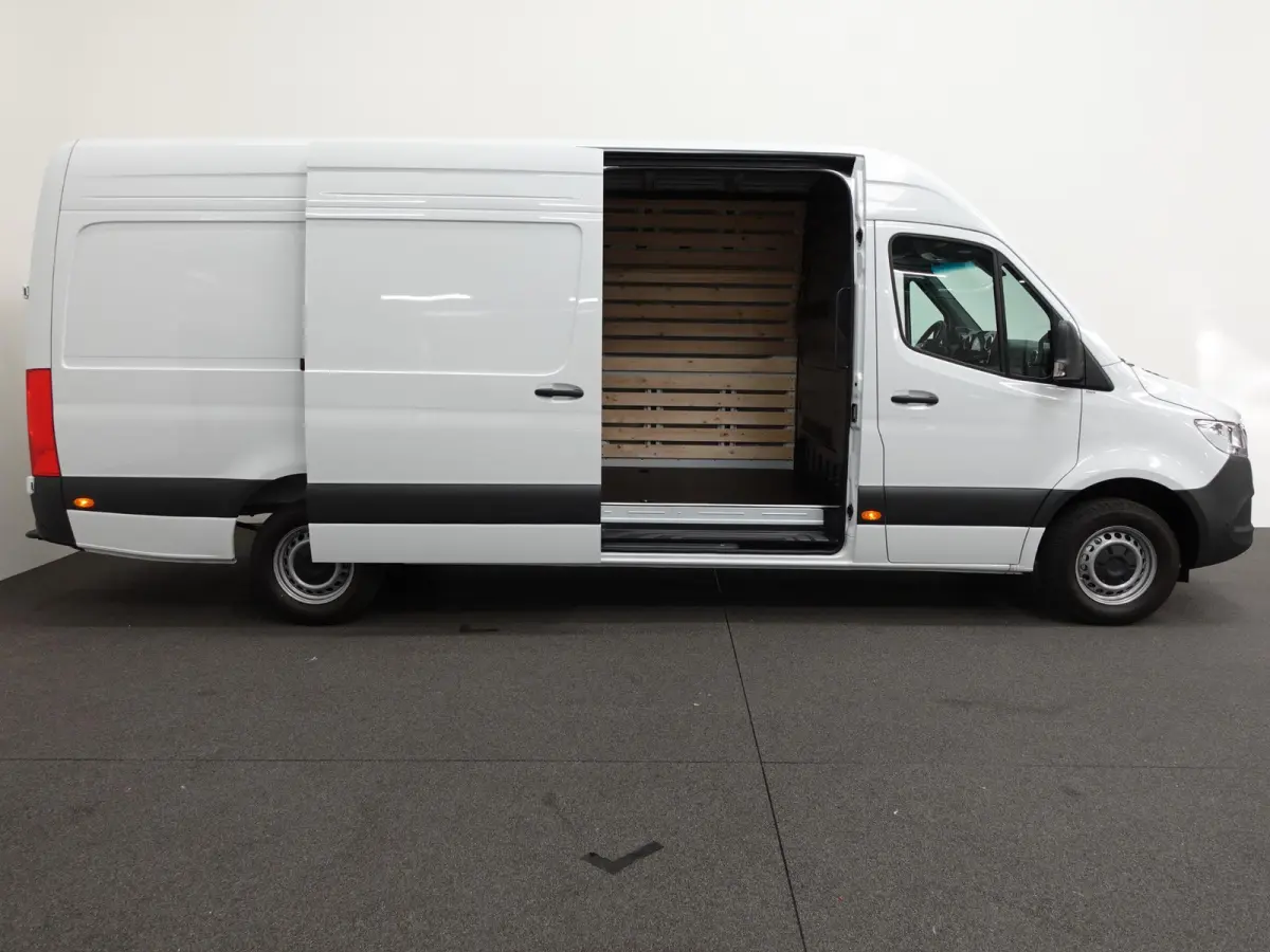 315 L3 Automaat Navi Airco Cruise Control Comfort stoelen