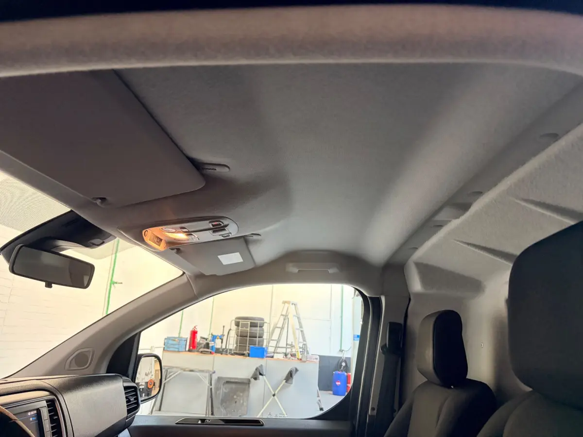 L2H1 1.5 BlueHDI 120pk Standard Premium, Airco, CruiseControl, Trekhaak, Keyless, Metallic Lak, RIJKLAARPRIJS!