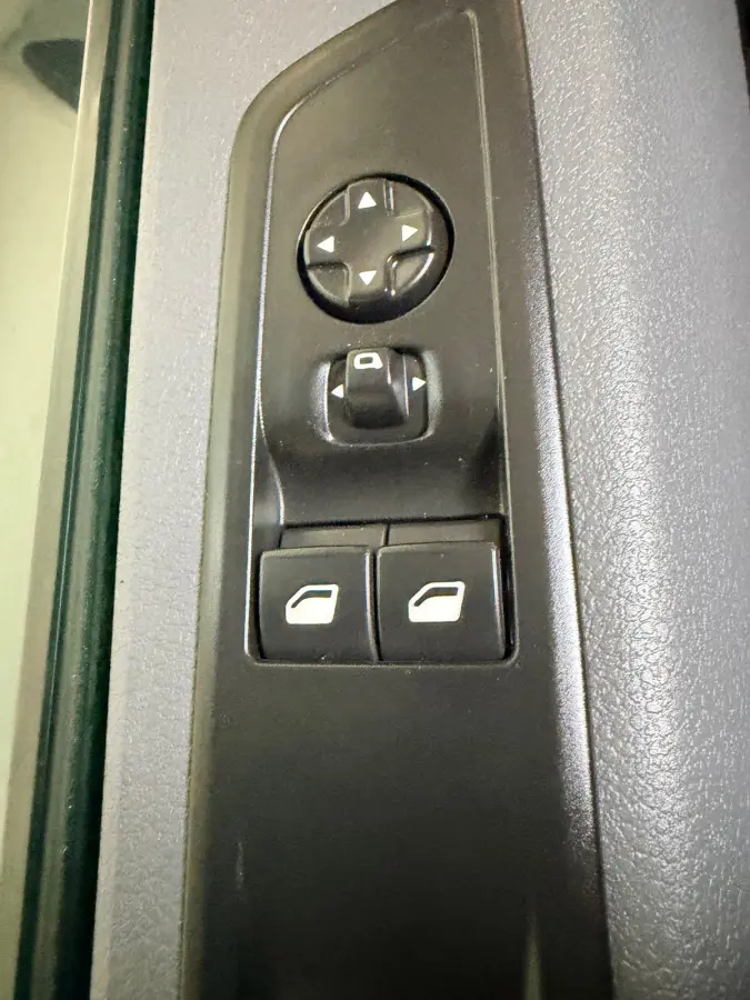 L2H1 1.5 BlueHDI 120pk Standard Premium, Airco, CruiseControl, Trekhaak, Keyless, Metallic Lak, RIJKLAARPRIJS!