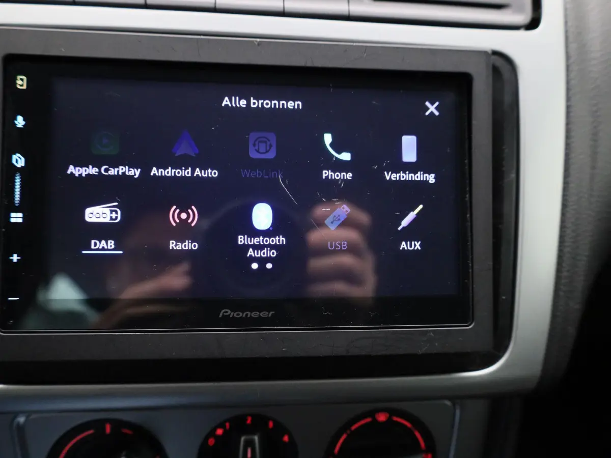 1.0 BlueMotion Edition | Apple Carplay / Android Auto | Airconditioning | Cruise Control |