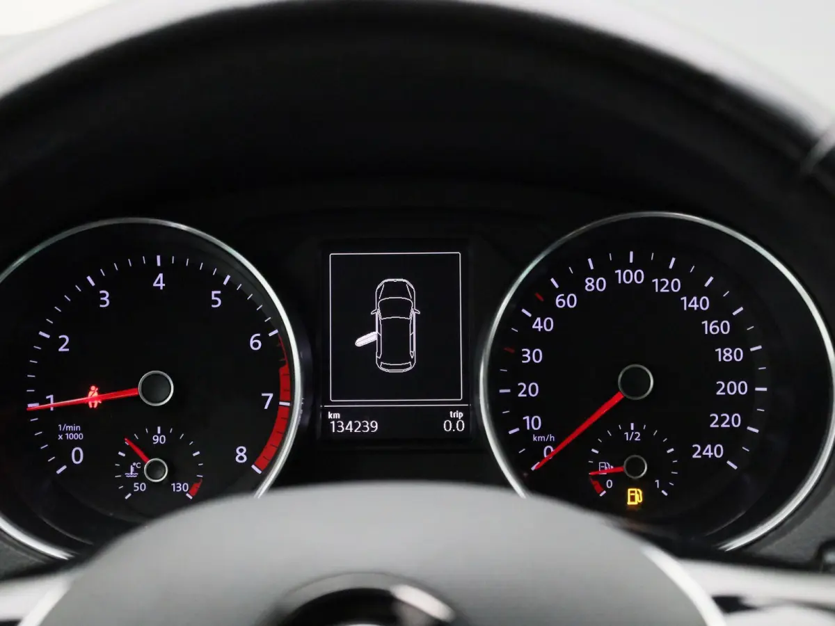 1.0 BlueMotion Edition | Apple Carplay / Android Auto | Airconditioning | Cruise Control |