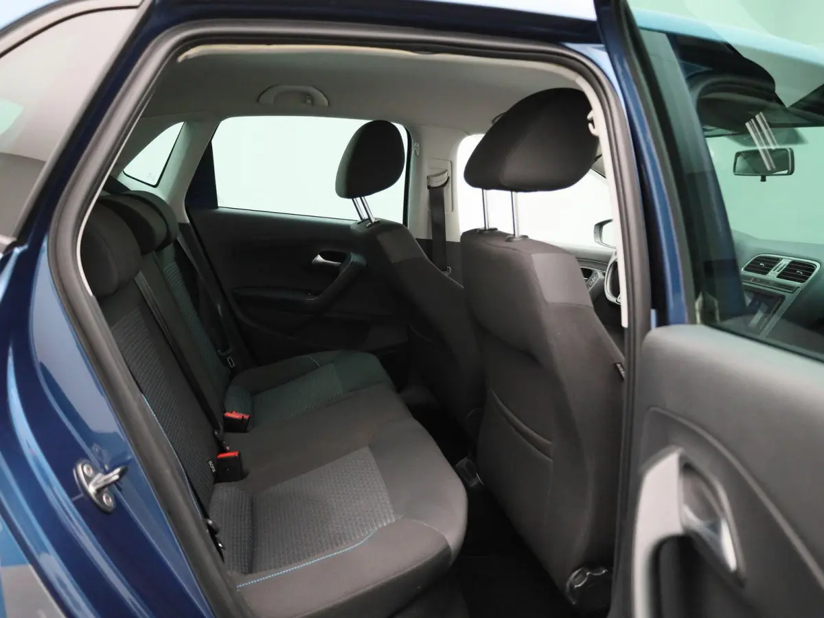 1.0 BlueMotion Edition | Apple Carplay / Android Auto | Airconditioning | Cruise Control |