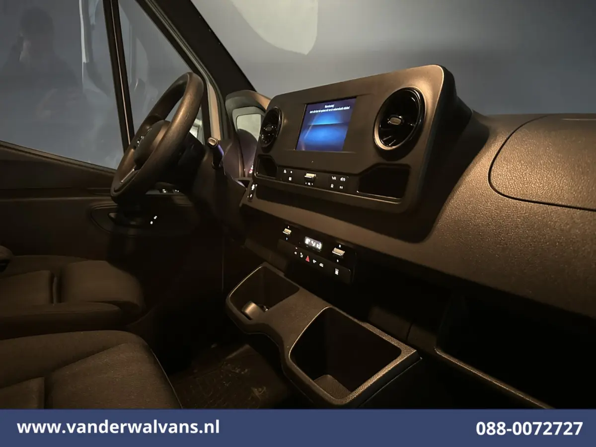 317 CDI 170pk 3500kg Trekhaak L2H2 Euro6 Airco | Camera | Cruisecontrol Parkeersensoren, 270 Graden Achterdeuren, Bijrijdersbank, tachograaf