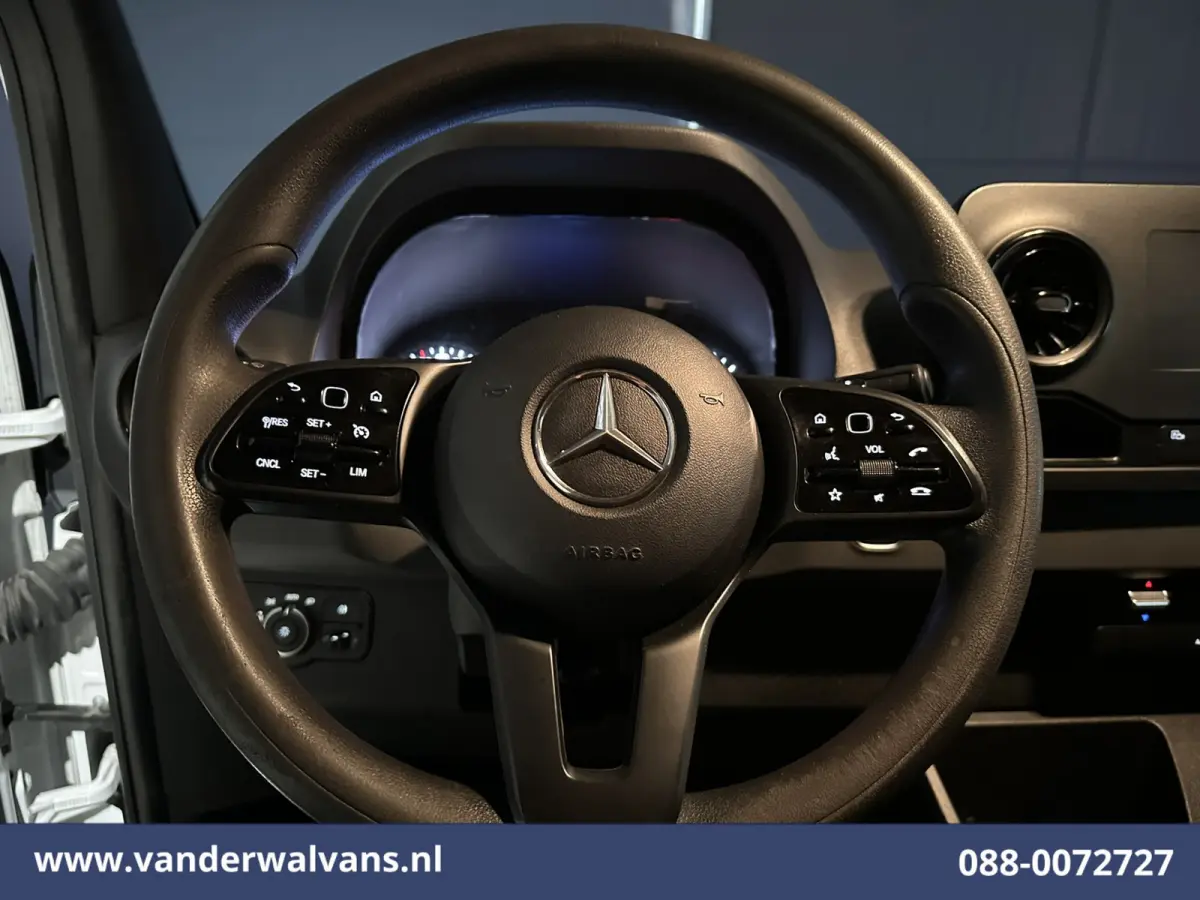 317 CDI 170pk 3500kg Trekhaak L2H2 Euro6 Airco | Camera | Cruisecontrol Parkeersensoren, 270 Graden Achterdeuren, Bijrijdersbank, tachograaf