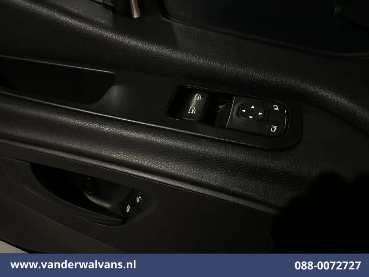 317 CDI 170pk 3500kg Trekhaak L2H2 Euro6 Airco | Camera | Cruisecontrol Parkeersensoren, 270 Graden Achterdeuren, Bijrijdersbank, tachograaf