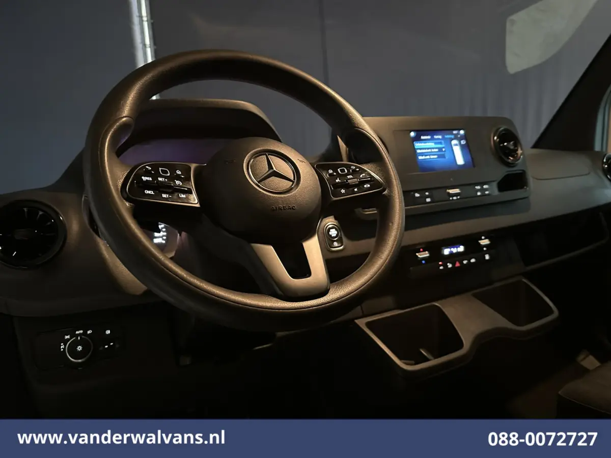 317 CDI 170pk 3500kg Trekhaak L2H2 Euro6 Airco | Camera | Cruisecontrol Parkeersensoren, 270 Graden Achterdeuren, Bijrijdersbank, tachograaf