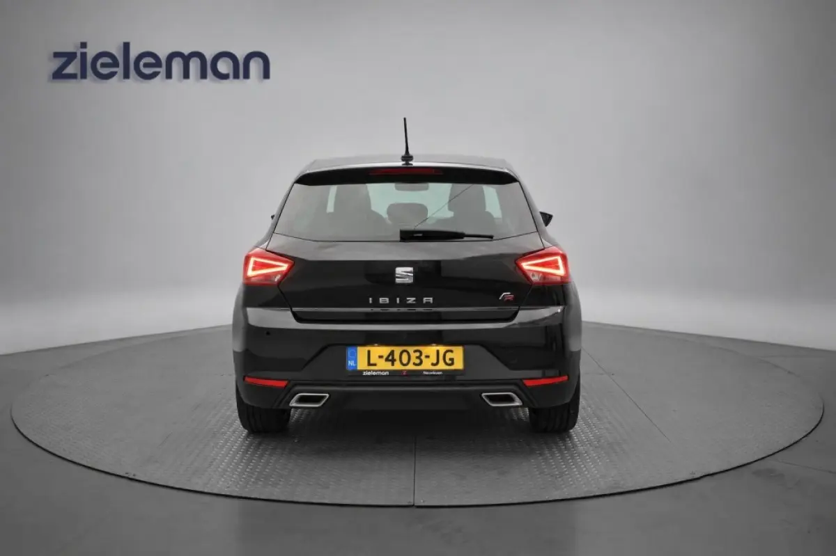 1.0 TSI FR Business Intense - Carplay, Camera, Adapt. Cruise, Clima