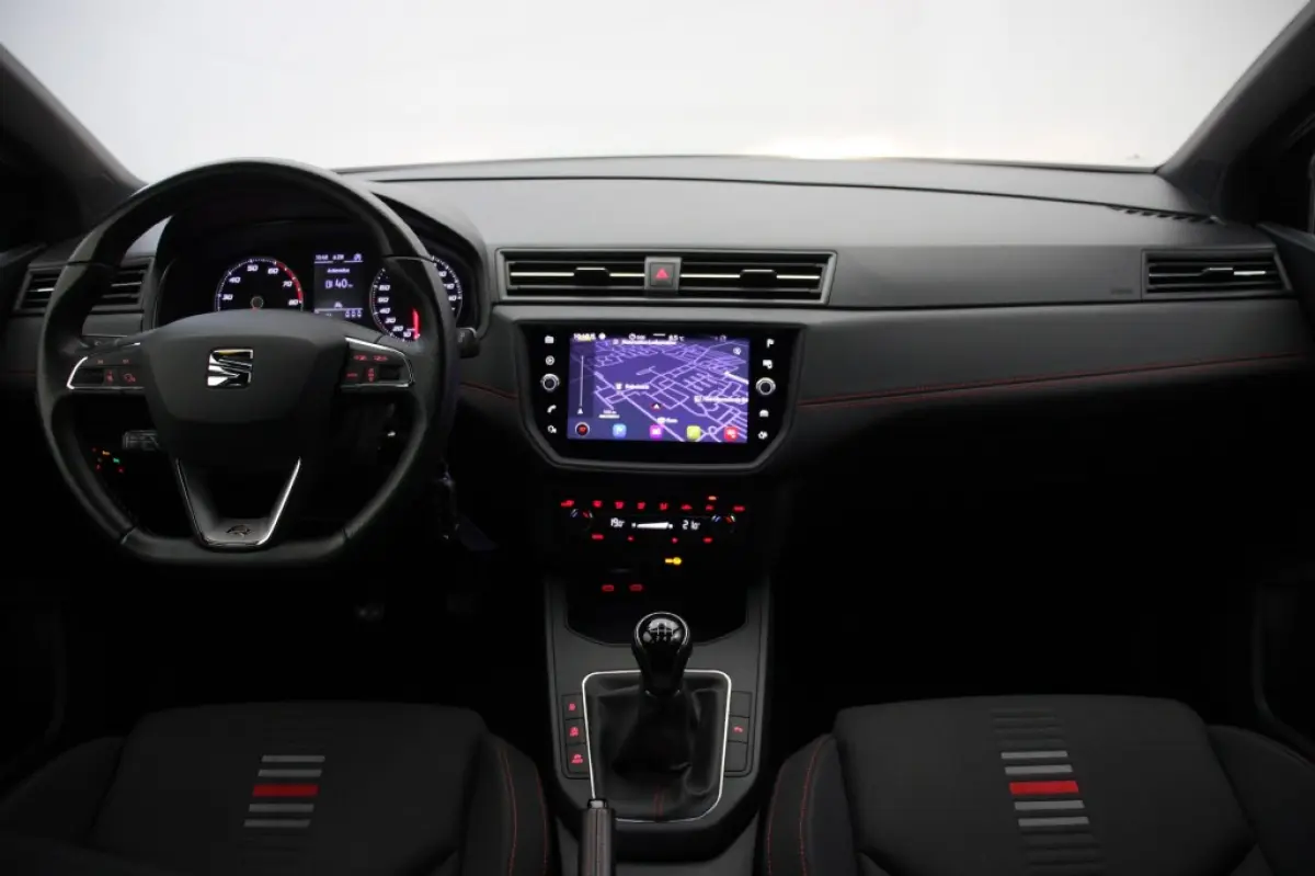1.0 TSI FR Business Intense - Carplay, Camera, Adapt. Cruise, Clima