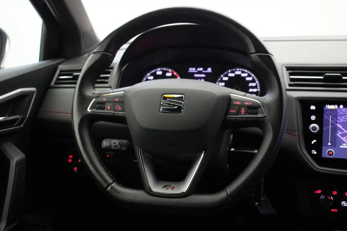 1.0 TSI FR Business Intense - Carplay, Camera, Adapt. Cruise, Clima