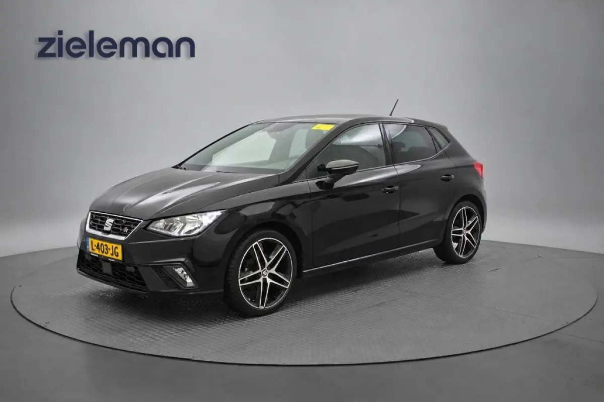 1.0 TSI FR Business Intense - Carplay, Camera, Adapt. Cruise, Clima