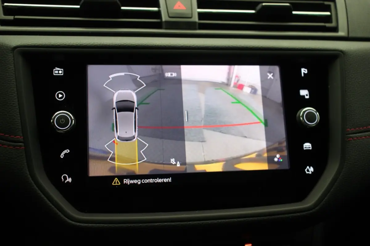 1.0 TSI FR Business Intense - Carplay, Camera, Adapt. Cruise, Clima