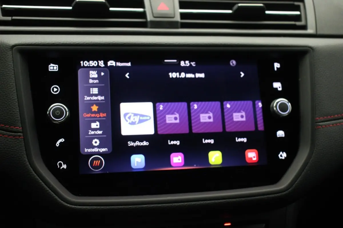 1.0 TSI FR Business Intense - Carplay, Camera, Adapt. Cruise, Clima