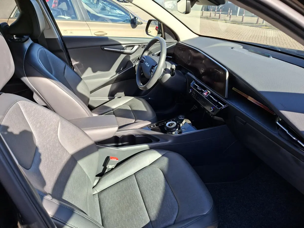 1.6 GDi PHEV Executive SOH 100%/Harman Kardon/Schuifdak/Head-Up/Lederen int./Stoelventilatie/Dodehoekdetectie/18inch LM/Privacy Glass/Camera