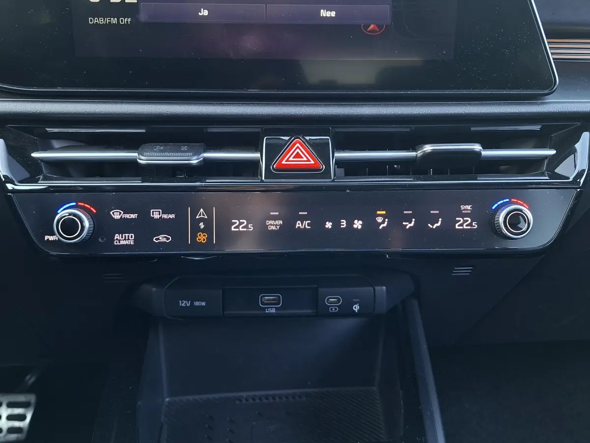 1.6 GDi PHEV Executive SOH 100%/Harman Kardon/Schuifdak/Head-Up/Lederen int./Stoelventilatie/Dodehoekdetectie/18inch LM/Privacy Glass/Camera