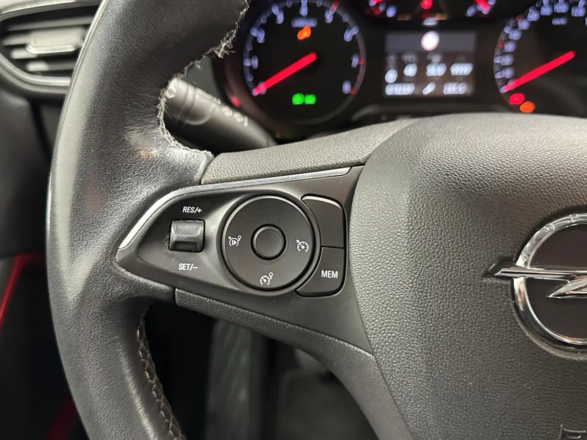 1.2 Turbo GS Line CRUISE DAB A.CAMERA