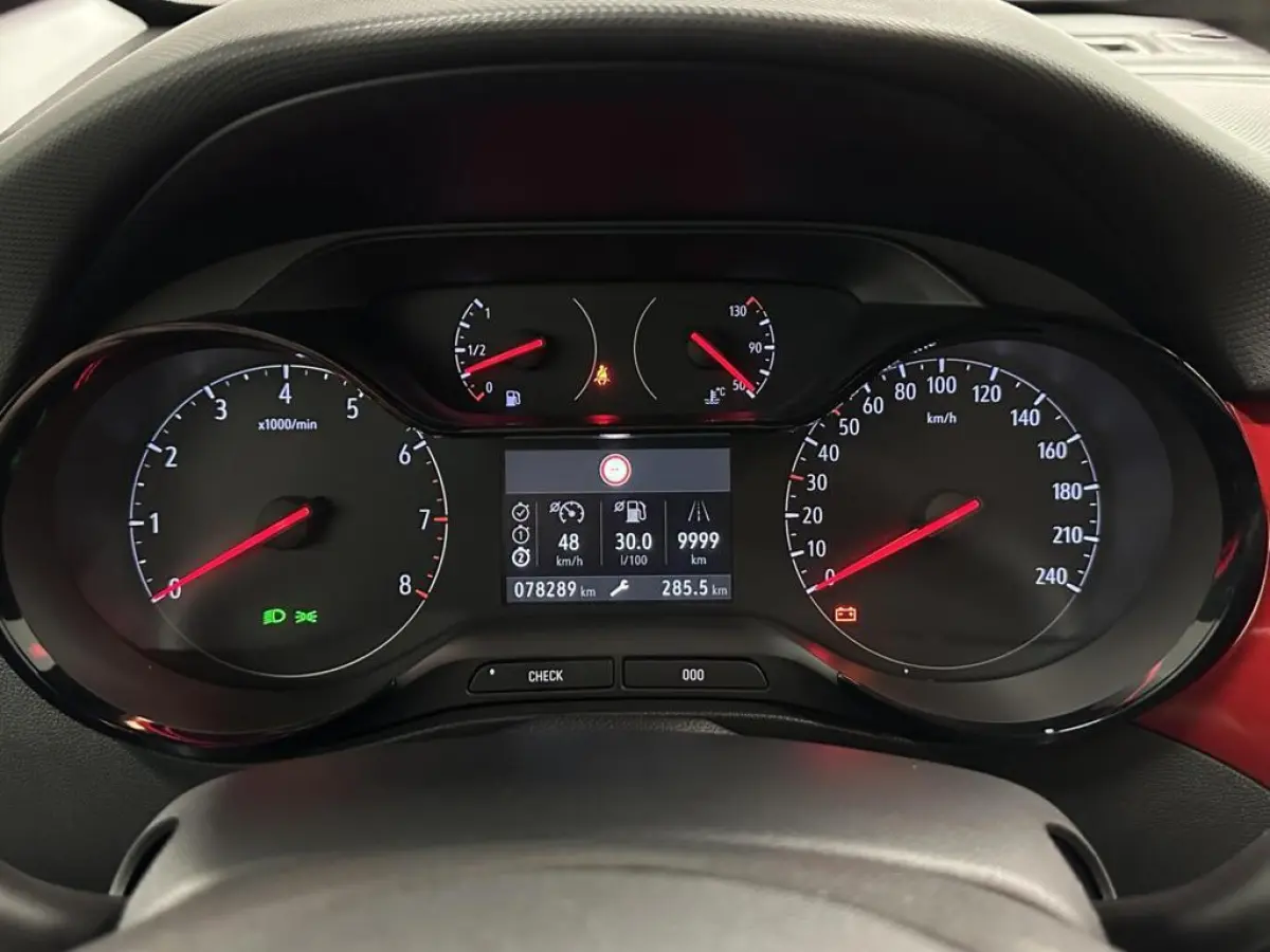 1.2 Turbo GS Line CRUISE DAB A.CAMERA