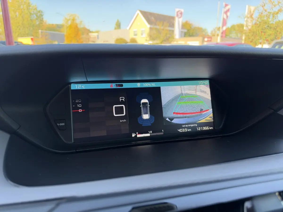 1.2 PureTech Feel | Automaat | Trekhaak | Camera | 7 Pers. | Navigatie