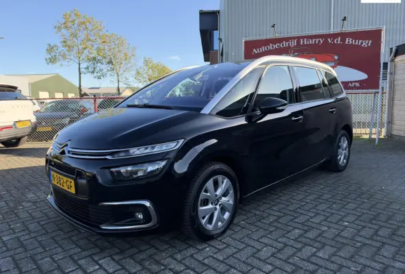 1.2 PureTech Feel | Automaat | Trekhaak | Camera | 7 Pers. | Navigatie