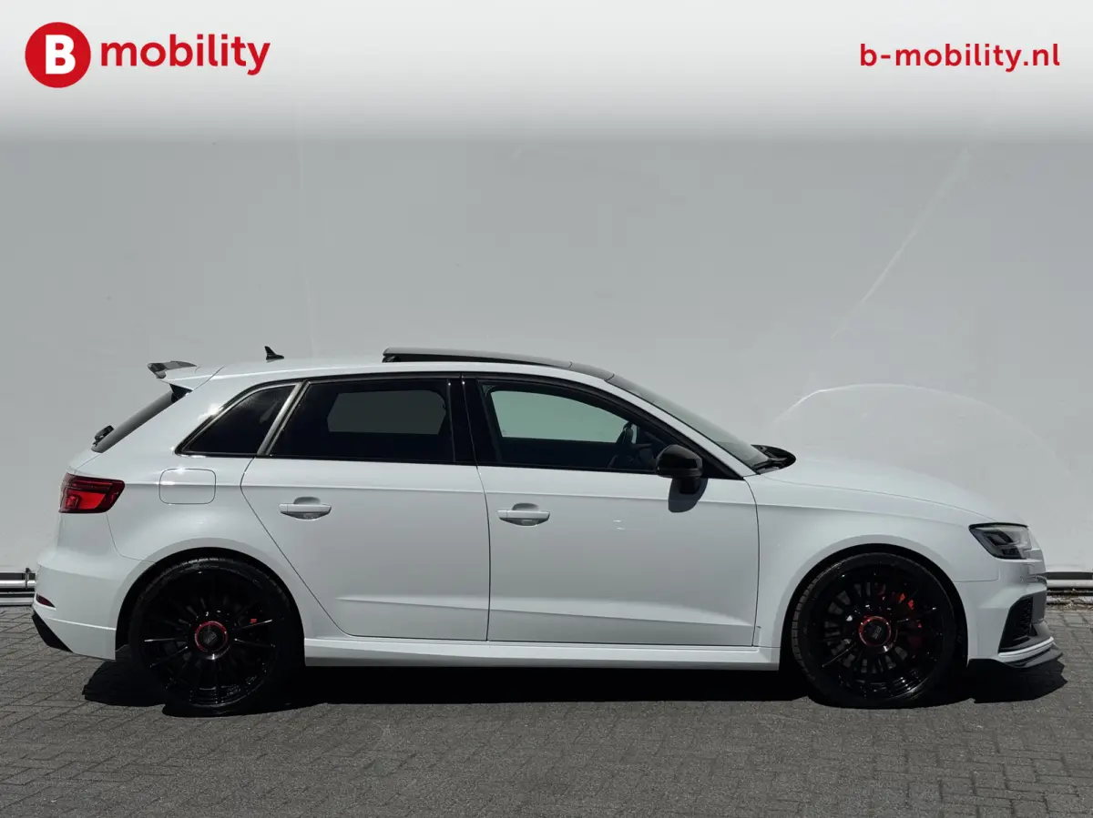 2.5 TFSI RS 3 quattro Facelift RS-Sportstoelen Virtual Cockpit | Bang&Olufsen | Panoramadak | ACC | Matrix verlichting | Sportuitlaat