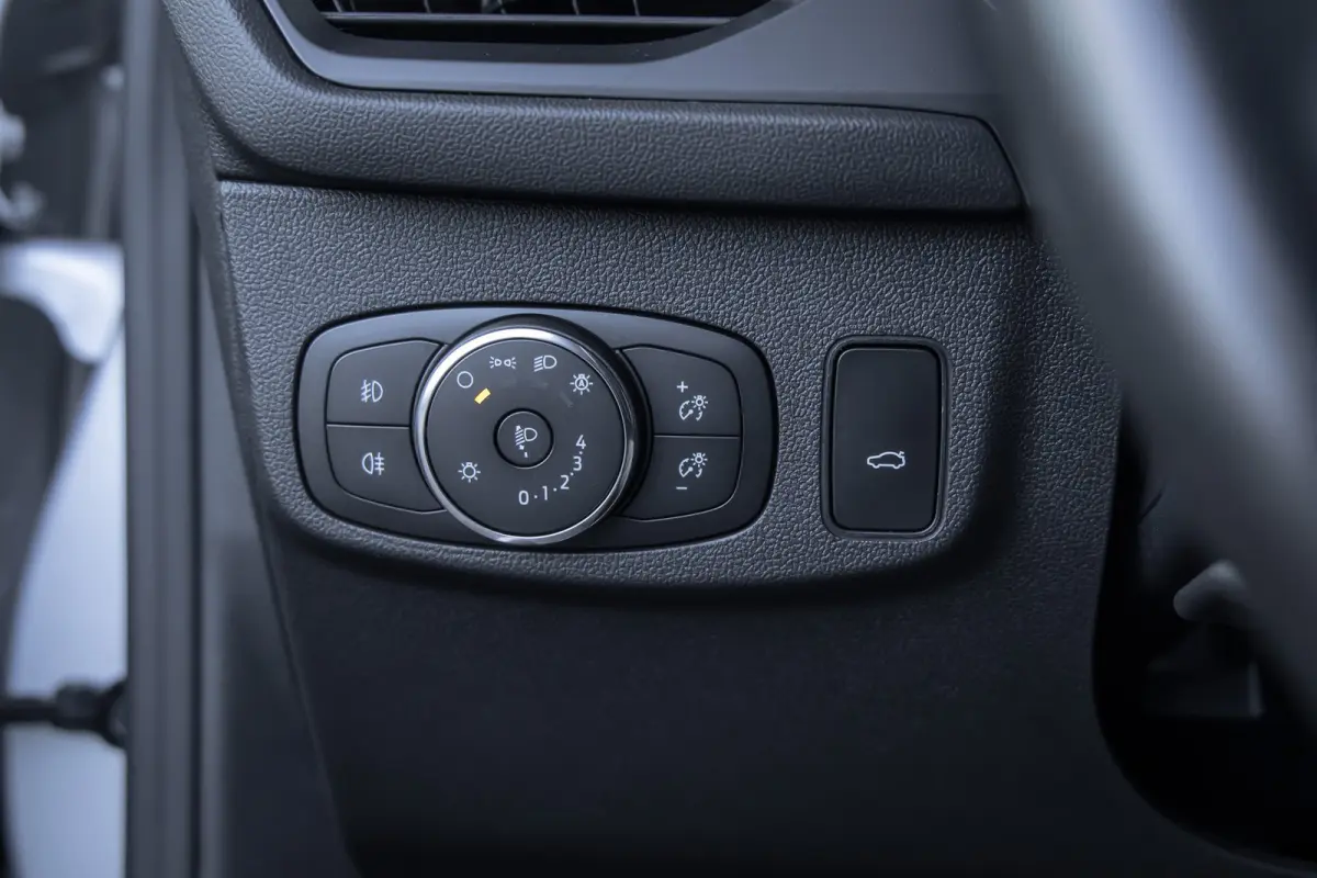 1.0 EcoBoost Titanium X Automaat | Achteruitrijcamera | Airco (automatisch) | Apple Carplay/Android Auto|telefoonintegratie premium