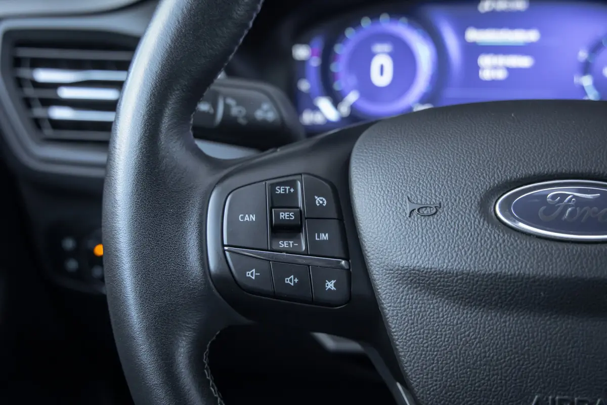1.0 EcoBoost Titanium X Automaat | Achteruitrijcamera | Airco (automatisch) | Apple Carplay/Android Auto|telefoonintegratie premium