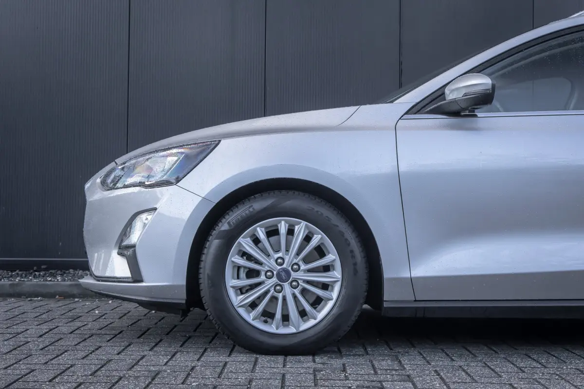 1.0 EcoBoost Titanium X Automaat | Achteruitrijcamera | Airco (automatisch) | Apple Carplay/Android Auto|telefoonintegratie premium