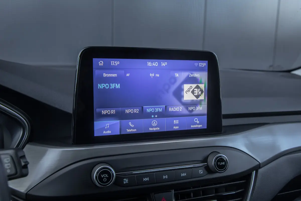 1.0 EcoBoost Titanium X Automaat | Achteruitrijcamera | Airco (automatisch) | Apple Carplay/Android Auto|telefoonintegratie premium