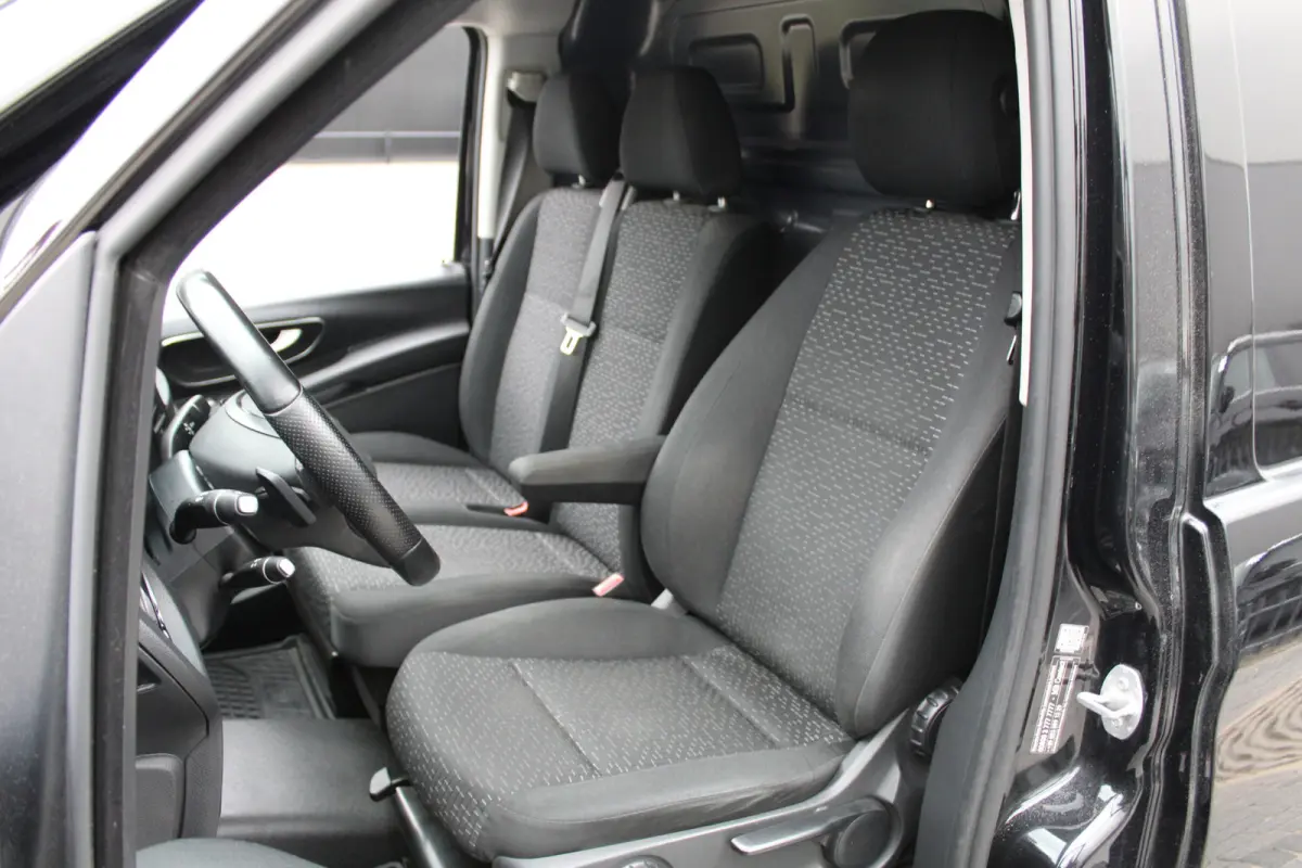 114 CDI Lang L2 Automaat | Facelift | LED | Black Edition | ALL-IN PRIJS