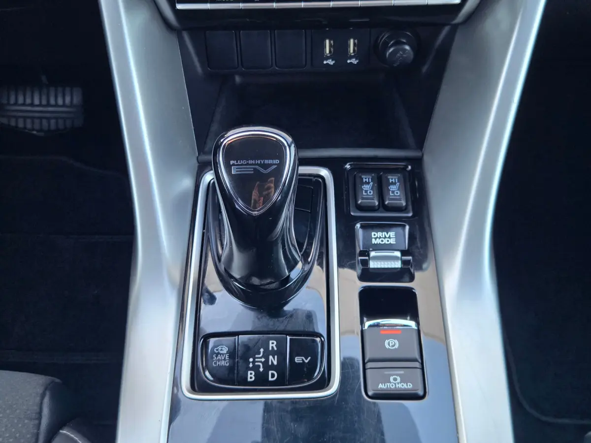 2.4 PHEV Intense+ Apple Carplay/Android Auto / Cruise control / Achteruitrijcamera / keyless entry/start