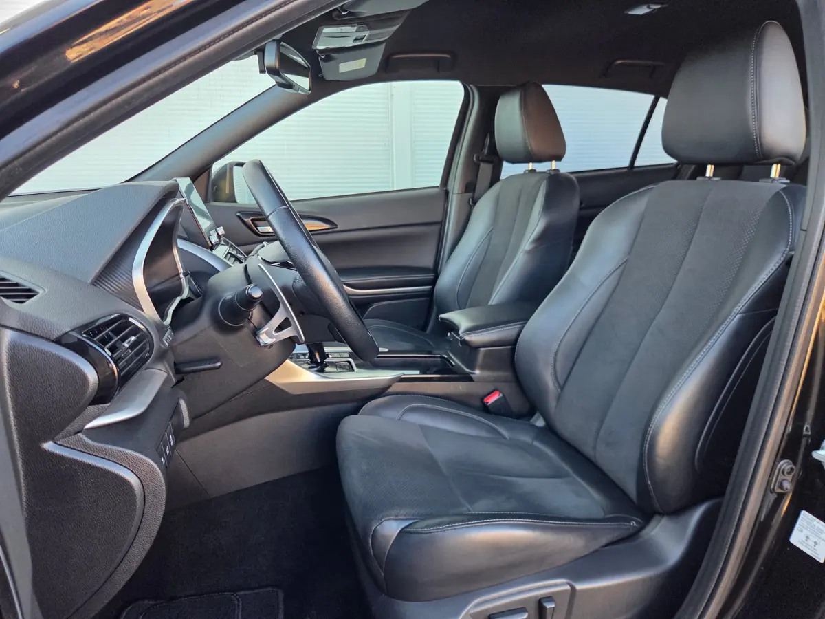 2.4 PHEV Intense+ Apple Carplay/Android Auto / Cruise control / Achteruitrijcamera / keyless entry/start