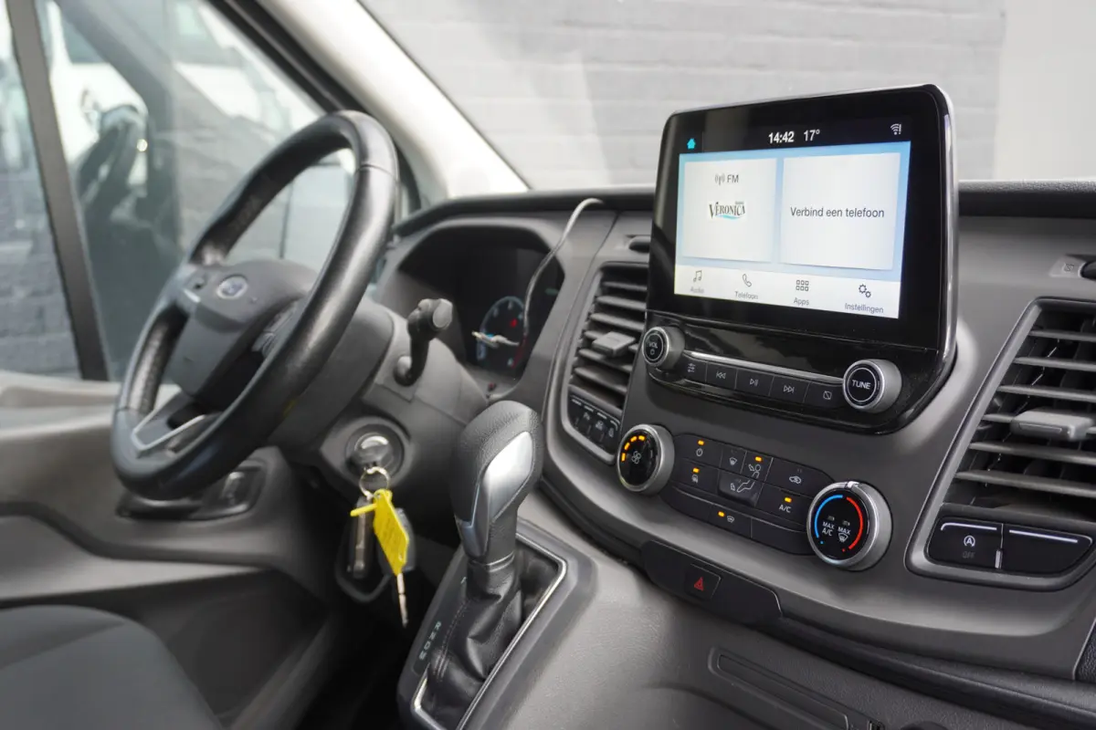 2.0 TDCI 130PK L2H2 AUTOMAAT EURO 6 - Airco - Navi - Cruise - €21.950,- Excl.