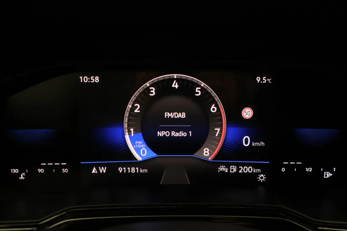 1.0 TSI Life Virtual Cockpit, Airco, ACC, Apple CarPlay, DAB, LED, PDC, Trekhaak, 15"