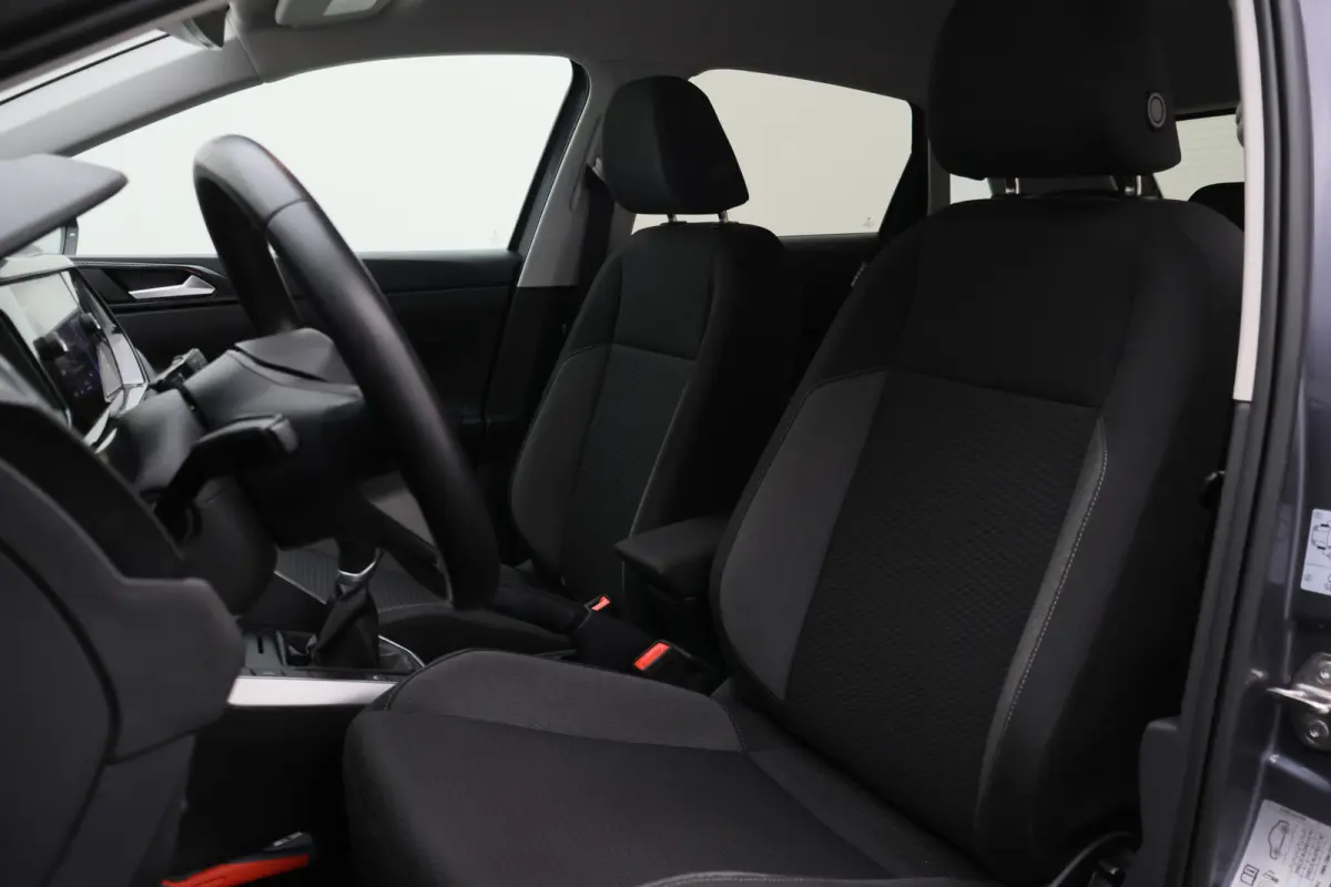 1.0 TSI Life Virtual Cockpit, Airco, ACC, Apple CarPlay, DAB, LED, PDC, Trekhaak, 15"