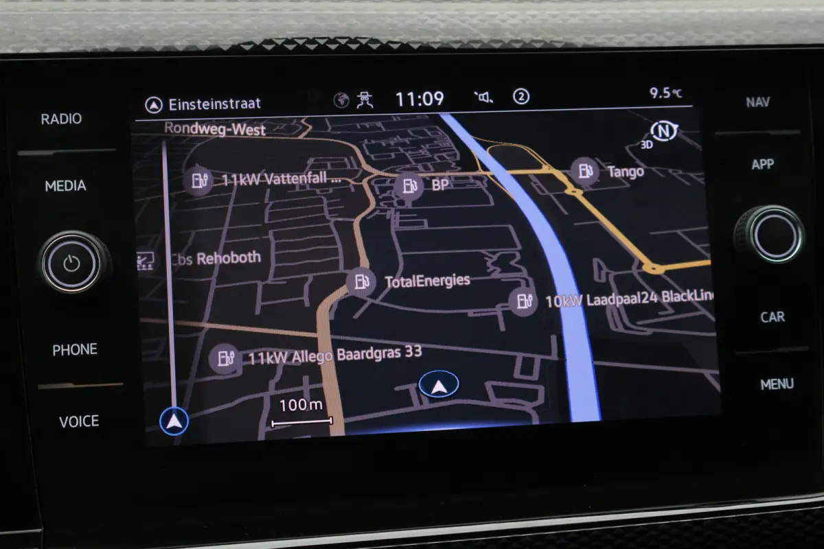 1.0 TSI Life Virtual Cockpit, Airco, ACC, Apple CarPlay, DAB, LED, PDC, Trekhaak, 15"