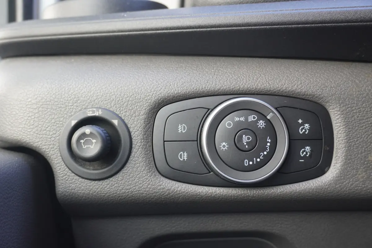 2.0 TDCI L2H2 AUTOMAAT 130PK EURO 6 - Airco - Navi - Cruise - €21.950,- Excl.