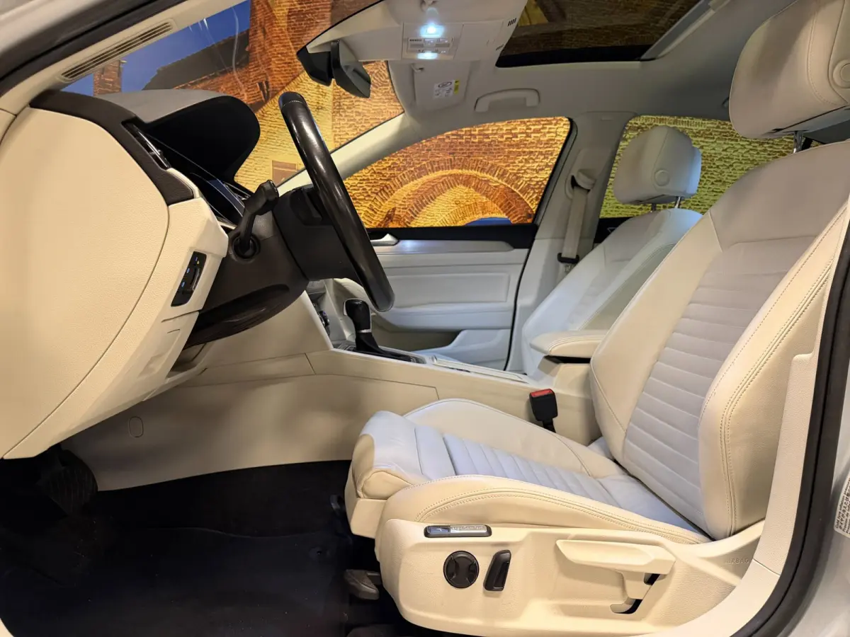 1.4 TSI ACT Highline Aut Panodak Leer Carplay