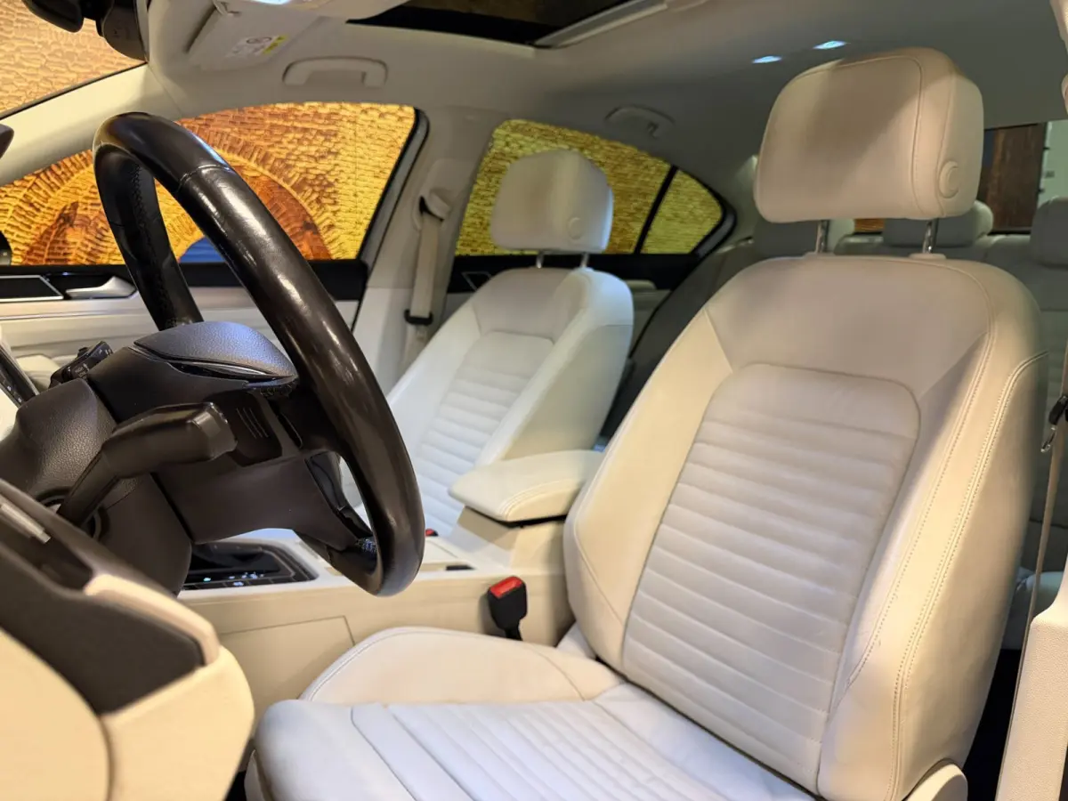 1.4 TSI ACT Highline Aut Panodak Leer Carplay