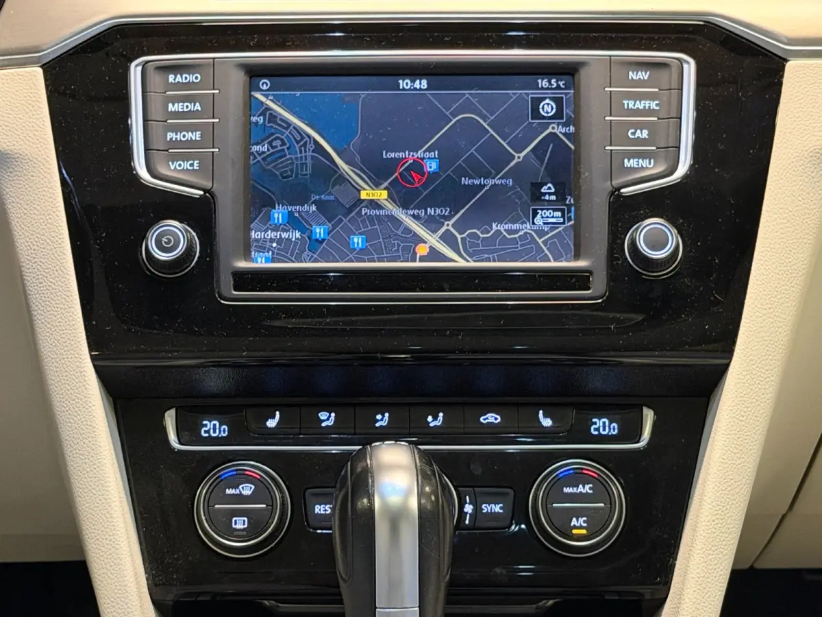 1.4 TSI ACT Highline Aut Panodak Leer Carplay