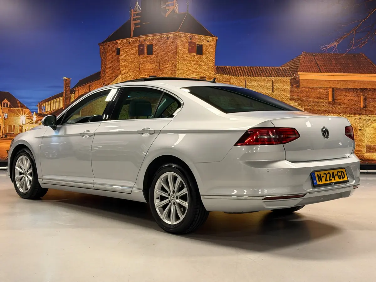 1.4 TSI ACT Highline Aut Panodak Leer Carplay