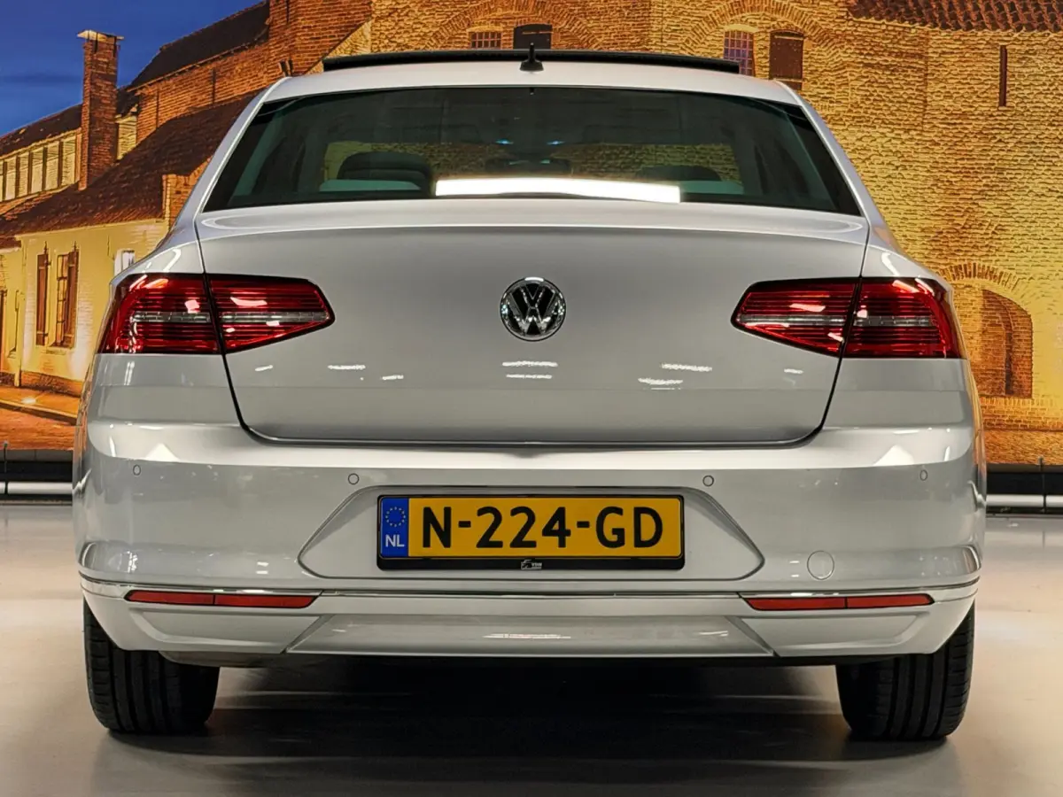 1.4 TSI ACT Highline Aut Panodak Leer Carplay