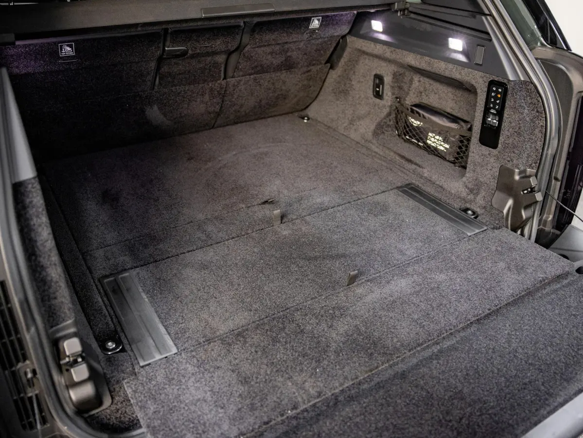 3.0 P550e Autobiography PHEV | Trekhaak | Koelbox | Massage | Achterasbest. | ACC | Signature Audio |