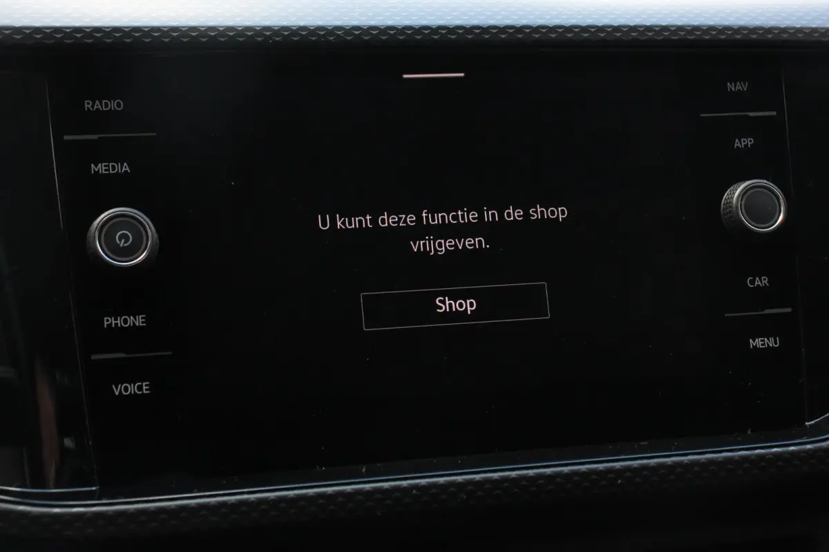 1.0 TSI 110pk DSG Life Navigatie Apple Carplay/Android Auto Adaptieve Cruise Control Camera Parkeersensoren Stoelverwarming Virtual Cockpit Getinte ramen Climatronic Lane Assist