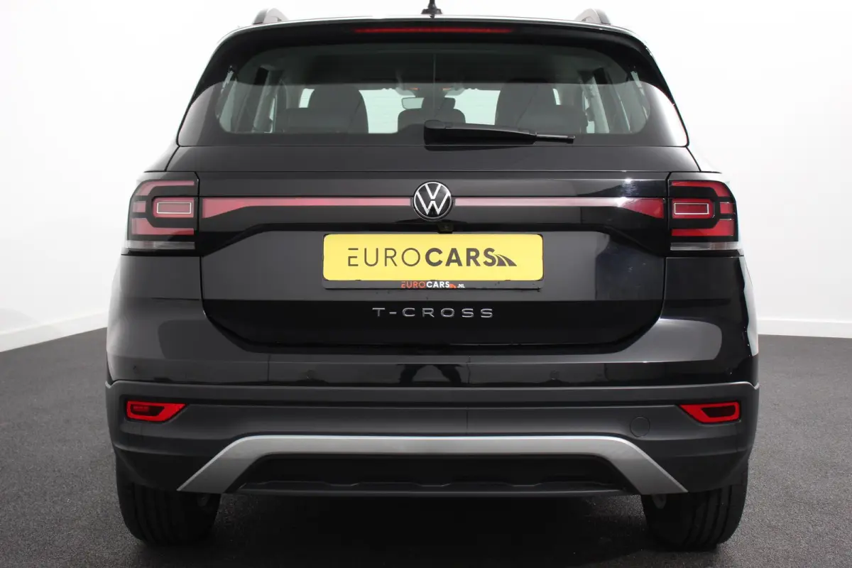 1.0 TSI 110pk DSG Life Navigatie Apple Carplay/Android Auto Adaptieve Cruise Control Camera Parkeersensoren Stoelverwarming Virtual Cockpit Getinte ramen Climatronic Lane Assist