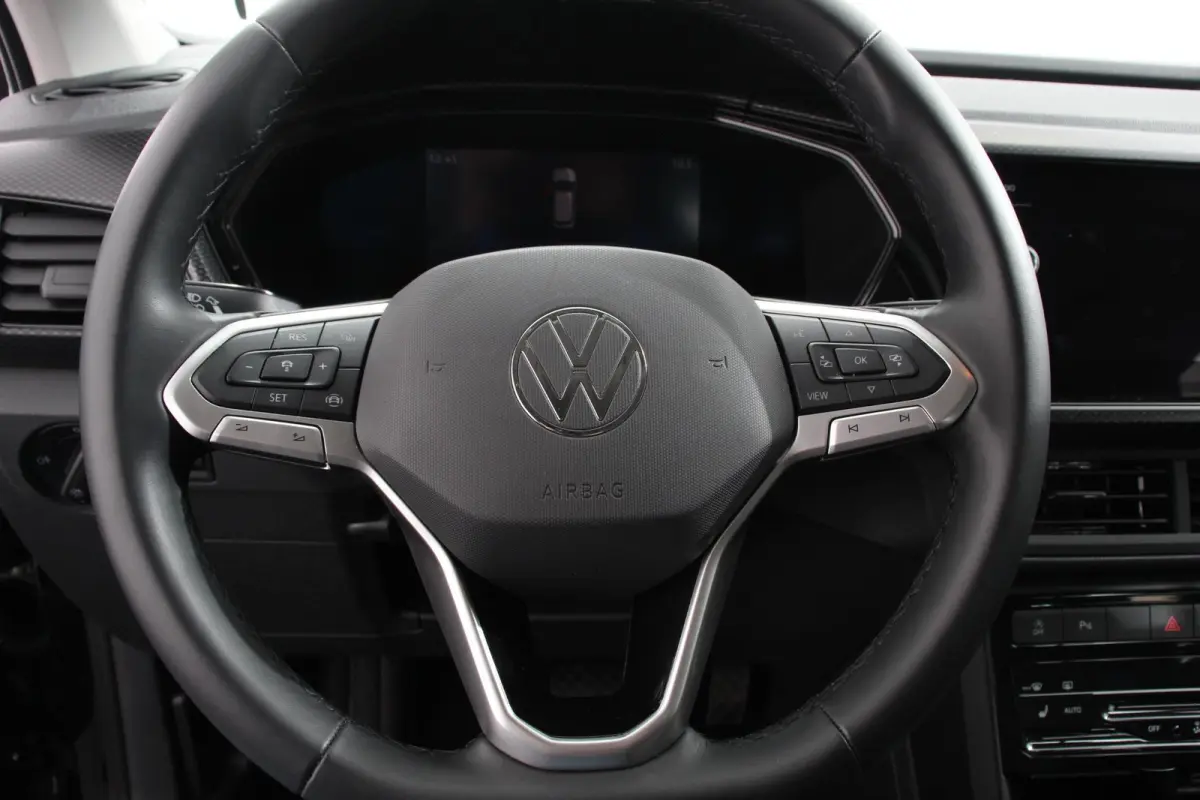 1.0 TSI 110pk DSG Life Navigatie Apple Carplay/Android Auto Adaptieve Cruise Control Camera Parkeersensoren Stoelverwarming Virtual Cockpit Getinte ramen Climatronic Lane Assist