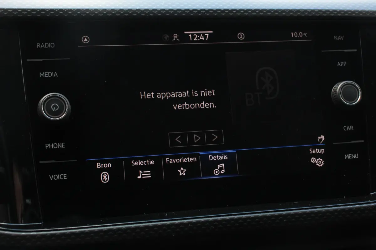 1.0 TSI 110pk DSG Life Navigatie Apple Carplay/Android Auto Adaptieve Cruise Control Camera Parkeersensoren Stoelverwarming Virtual Cockpit Getinte ramen Climatronic Lane Assist
