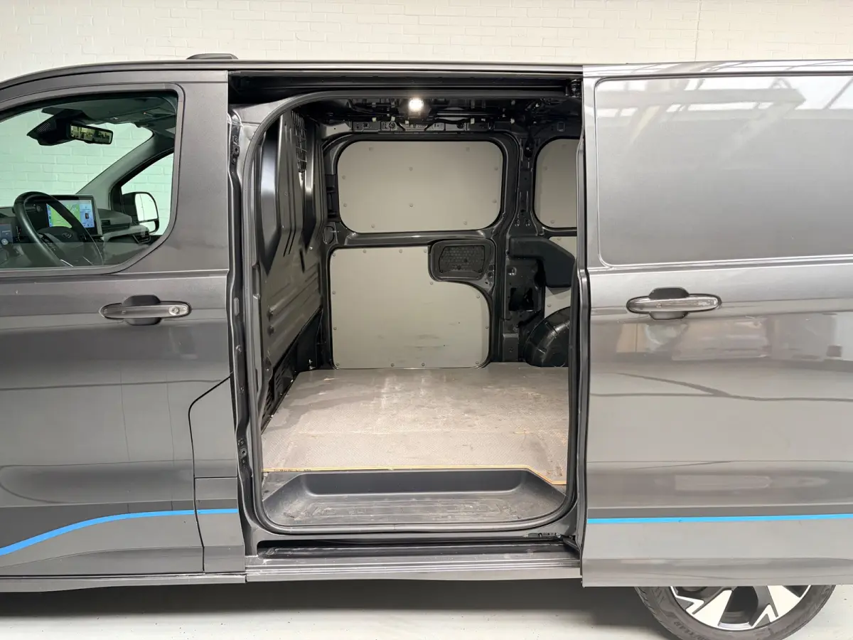 Automaat Sport AWD 4x4 320 2.0 TDCI 170pk L1H1 2xElek.Schuifdeur, Trekhaak, NEDERLANDSE BUS! 1STE EIGENAAR!