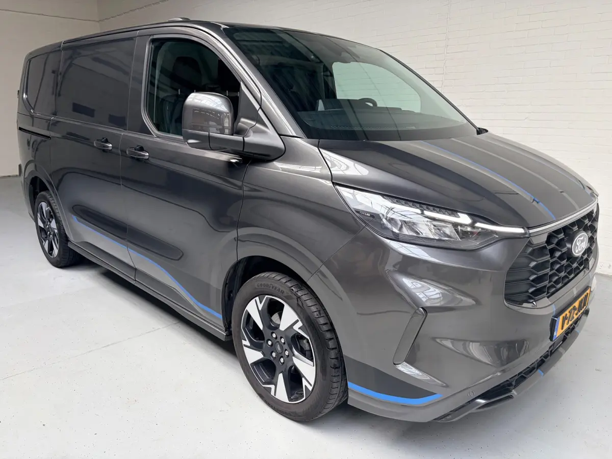 Automaat Sport AWD 4x4 320 2.0 TDCI 170pk L1H1 2xElek.Schuifdeur, Trekhaak, NEDERLANDSE BUS! 1STE EIGENAAR!