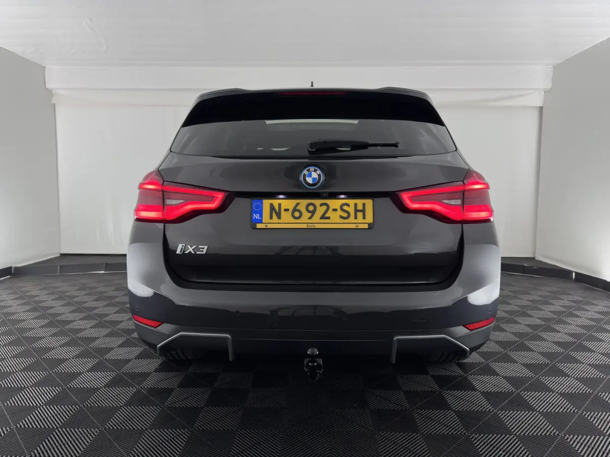 High Executive 80 kWh [3-Fase-11kW] {SoH-100%} (INCL-BTW) Aut. *PANO | LEATHER | HARMAN/KARDON | ADAPTIVE-CRUISE | FULL-LED | BLINDSPOT | MEMORY-PACK | DIGI-COCKPIT | HEATED-SPORTSEATS | KEY