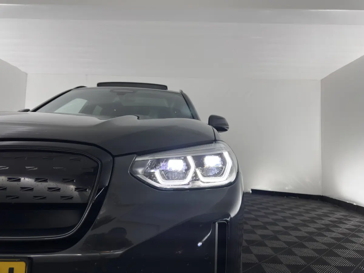 High Executive 80 kWh [3-Fase-11kW] {SoH-100%} (INCL-BTW) Aut. *PANO | LEATHER | HARMAN/KARDON | ADAPTIVE-CRUISE | FULL-LED | BLINDSPOT | MEMORY-PACK | DIGI-COCKPIT | HEATED-SPORTSEATS | KEY