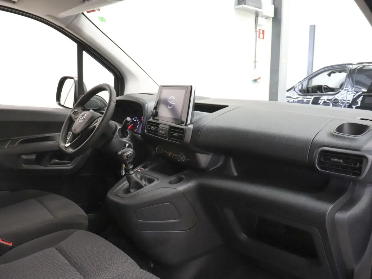1.5D L1H1 Edition Airco Navigatie Trekhaak Carplay